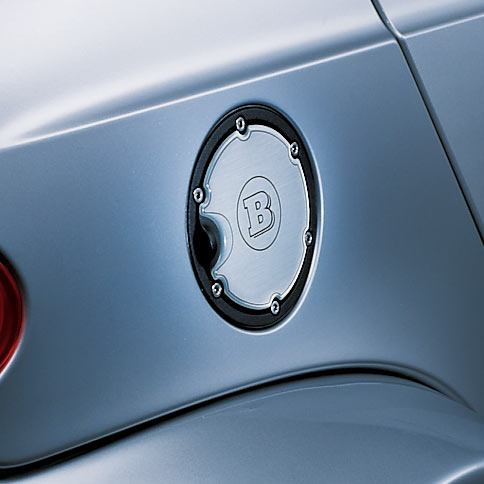Design covers for the petrol cap and the air intake Brabus ForTw